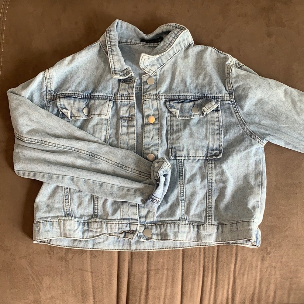 Light wash jean jacket